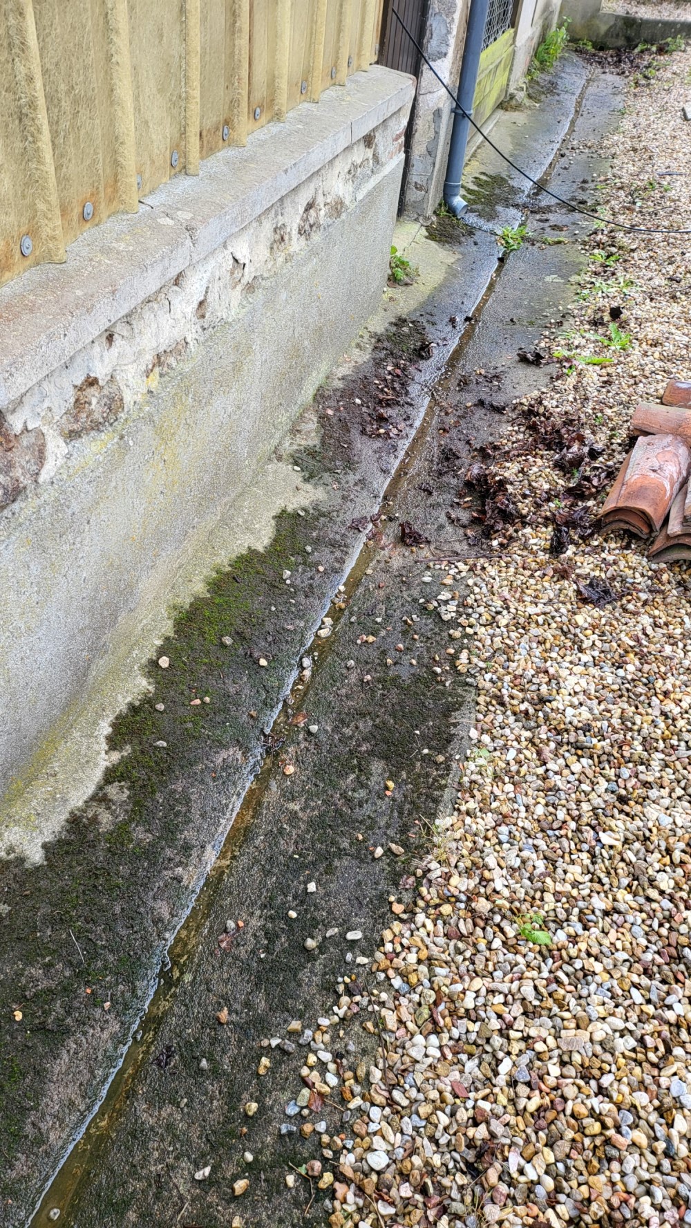 outside barn before pressure wash